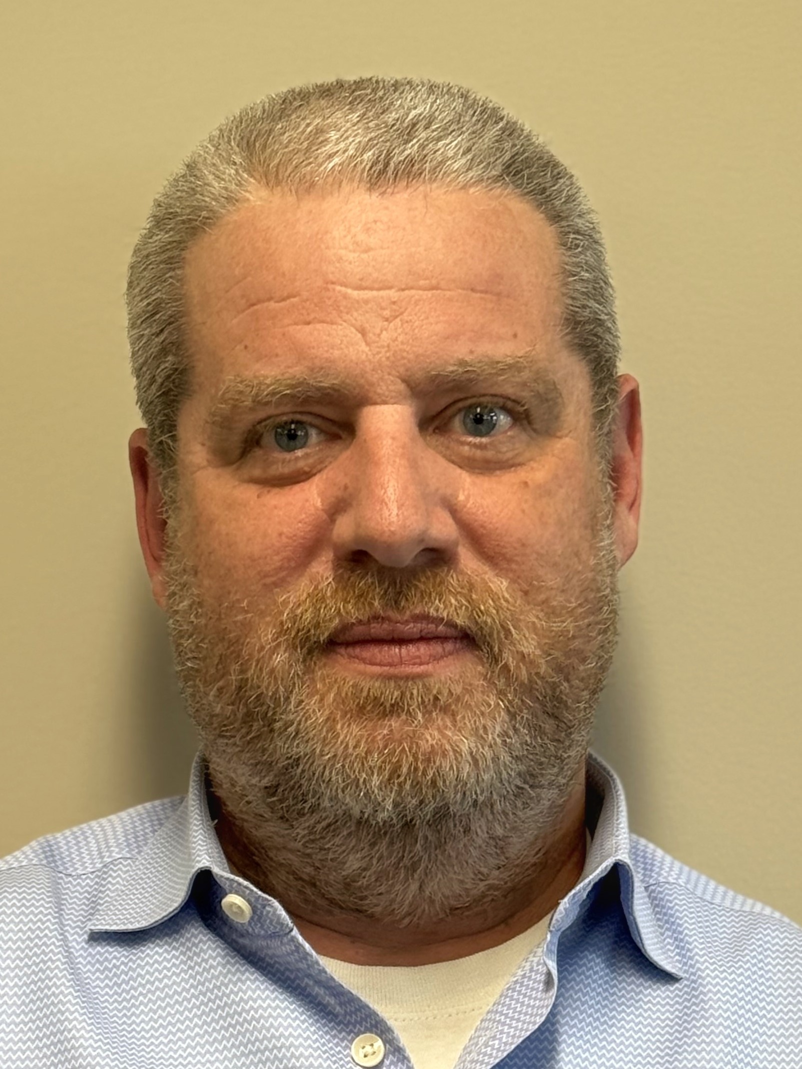 Headshot of Jamie Willmuth